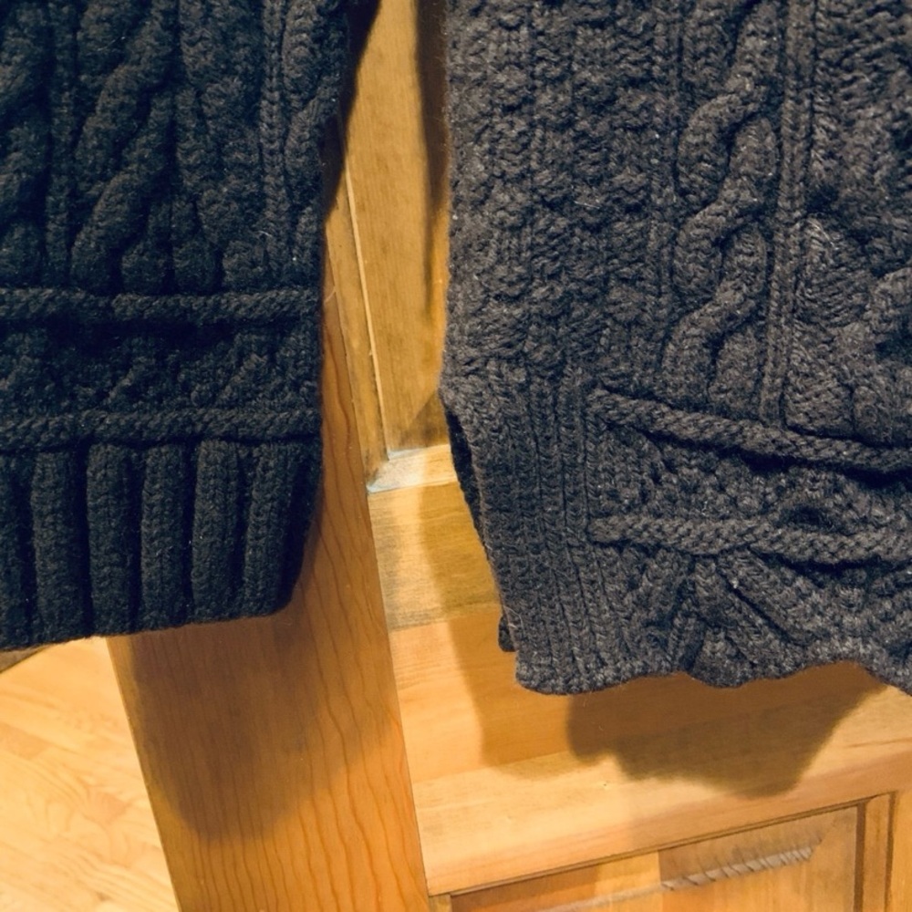 ARAN CRAFTS 100% Merino Wool Full Zip Sweater - Picture 2 of 7